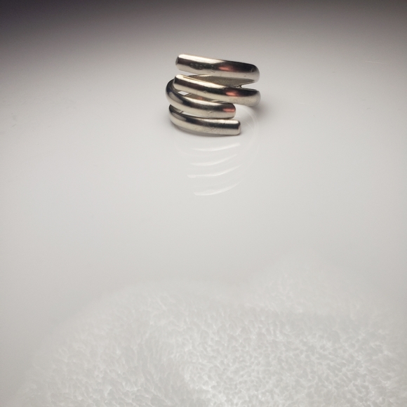 Ring - Picture 6 of 6